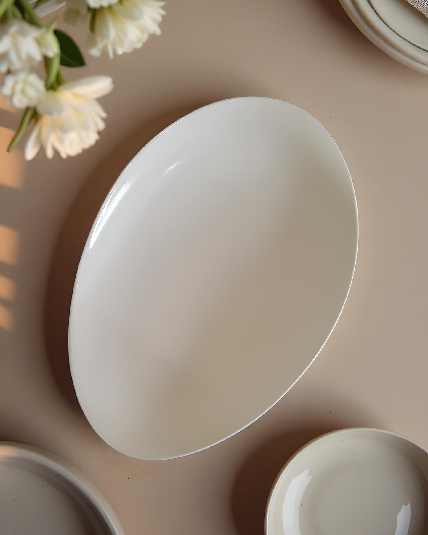 Blanche Oval
