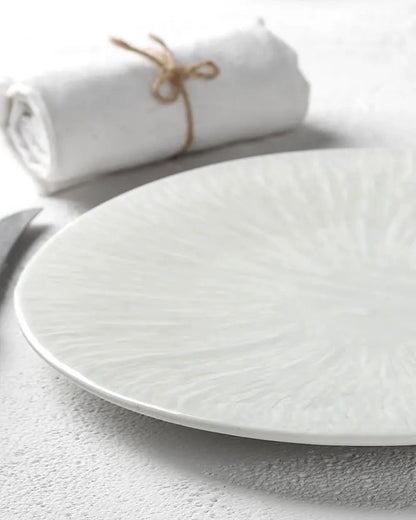 dinner plate by KOOZI